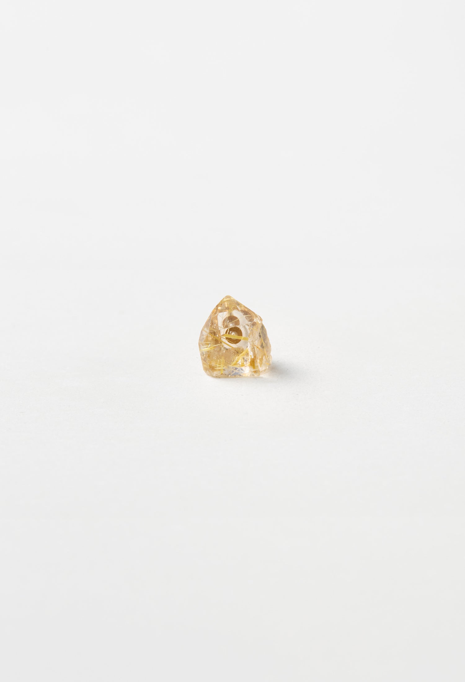 小さいけどサシがドゥリドゥリ！極細タイチンルチルたん！綺麗！ Rutile Quartz Pierce – bororo