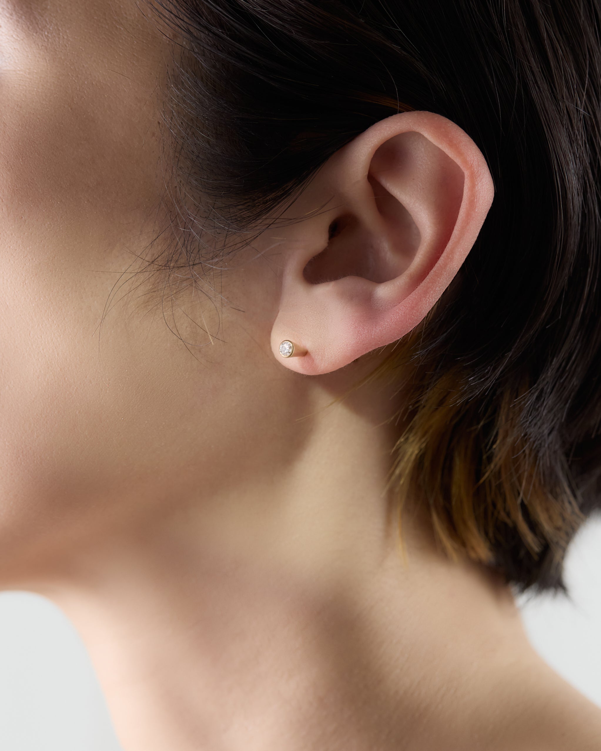 K18 ウェッジ ダイヤモンド ピアス M – bororo