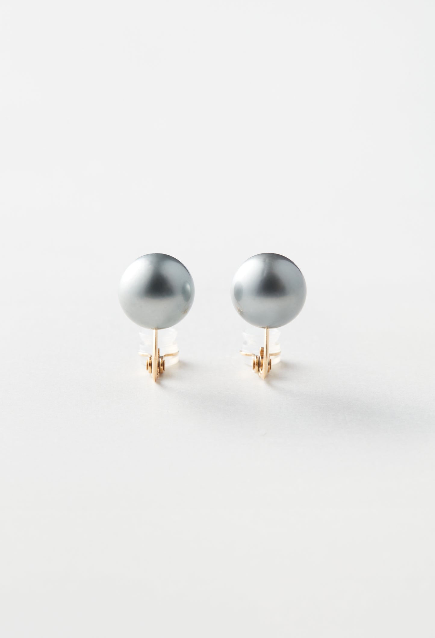 Gray South Sea Keshi Pearl Earrings(Pair)