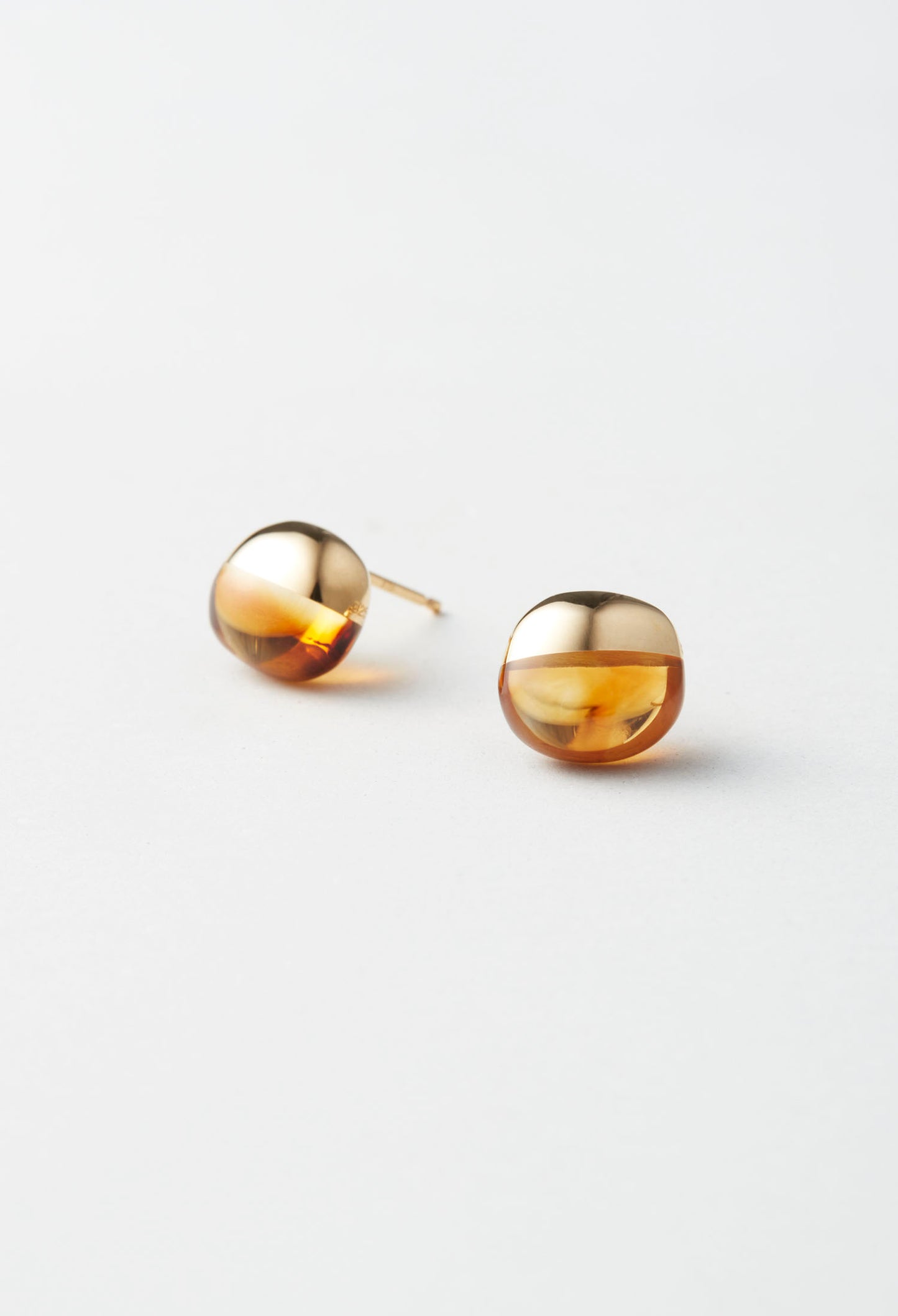 Citrine Rock Pierced Earrings /Horizontal Round(Pair)