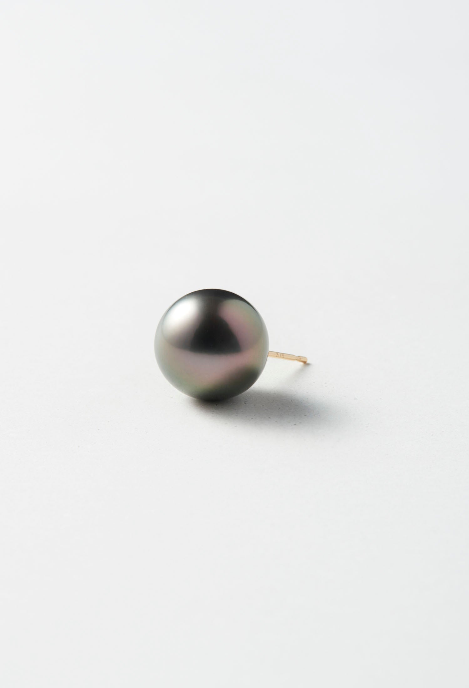 Pinkish Black South Sea Pearl Pierce – bororo