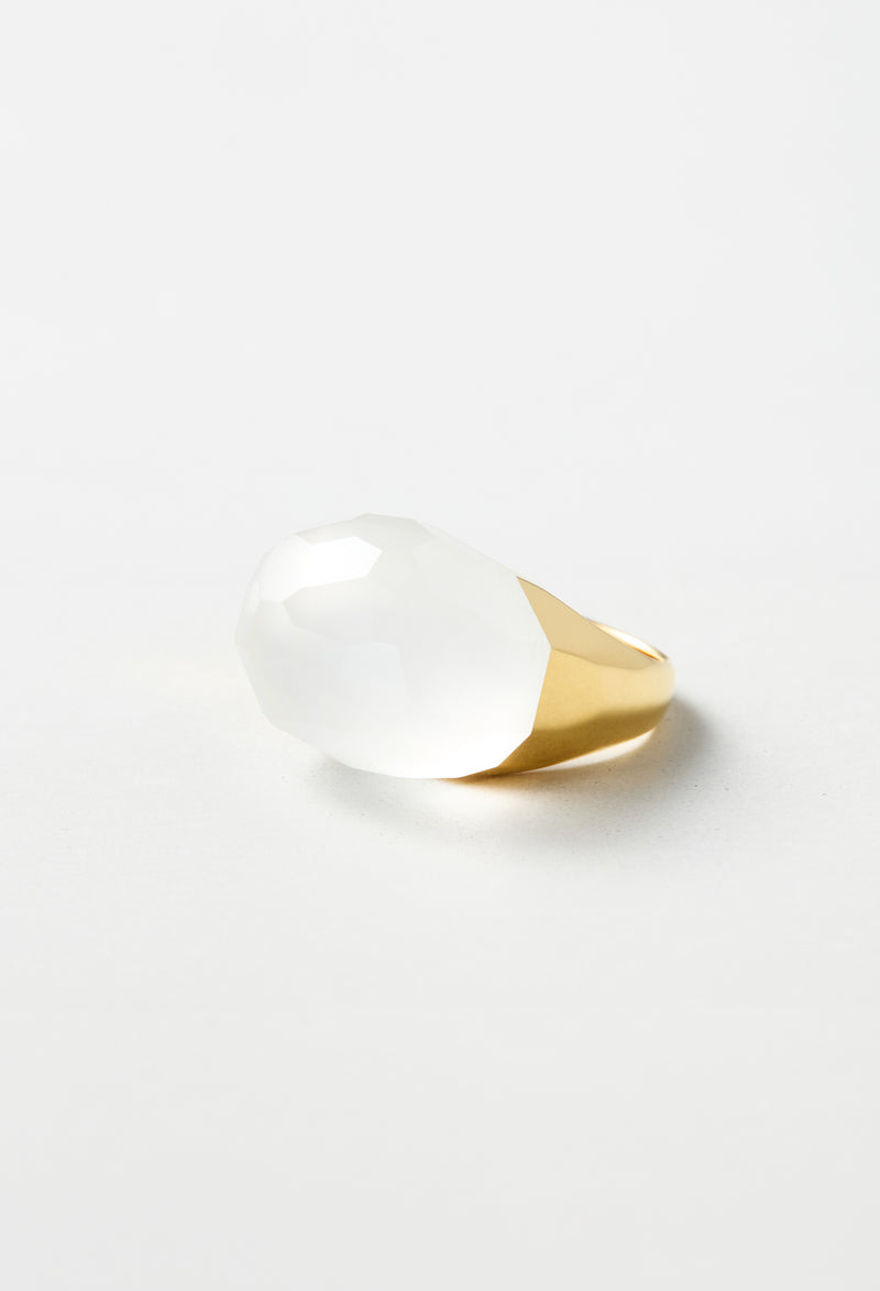 Milky Quartz Rock Ring / Faceted Round / Yellow