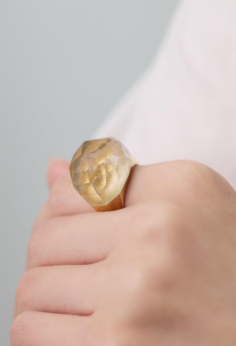 Quartz Rock Ring / Faceted Round / Yellow