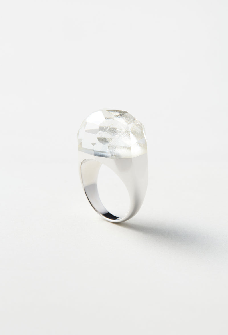 Himalaya Quartz Rock Ring / Faceted Round / Silver