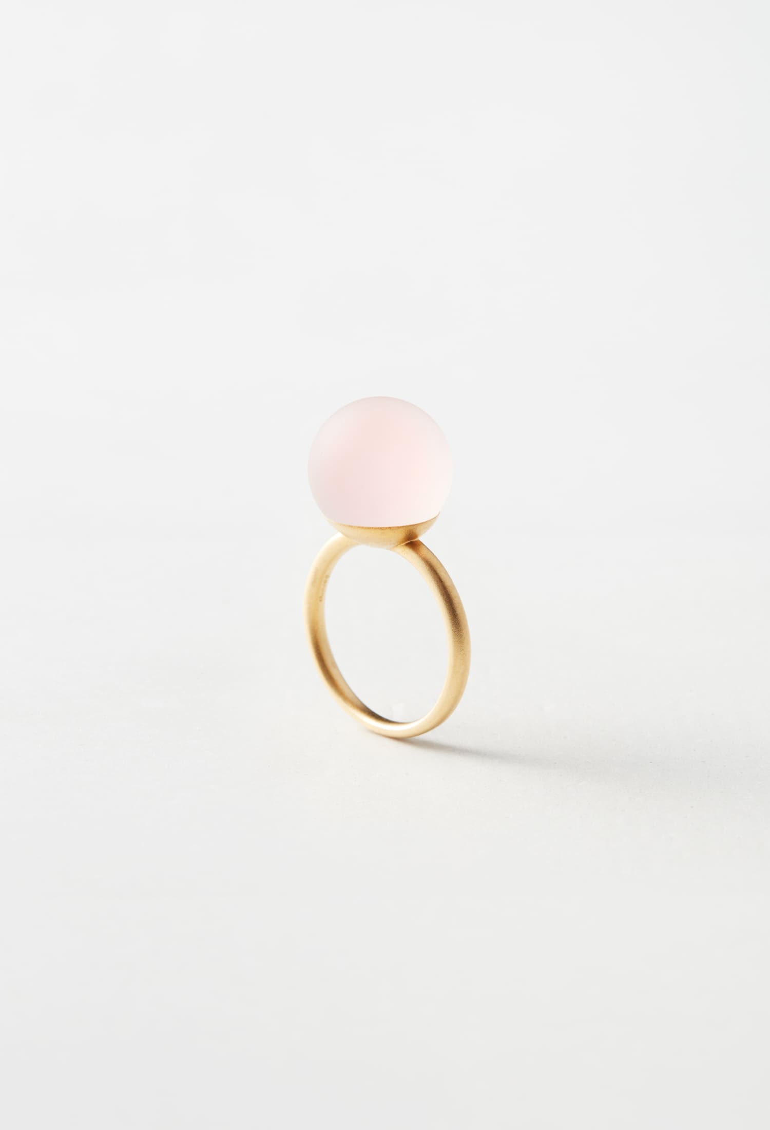 ボロロ gyoku ピアス Yellow Gold bororo(ボロロ) | gyoku ピアス - イエローゴールド | ESCAPERS ONLINE