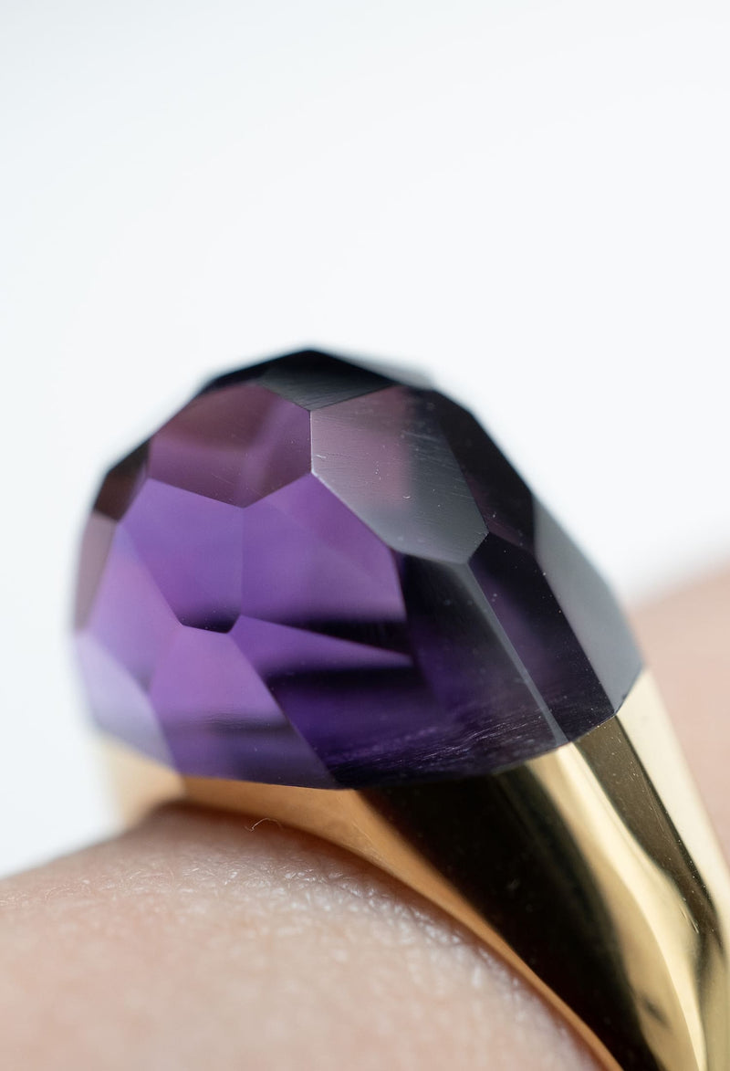 Amethyst Mini Rock Ring Faceted Round