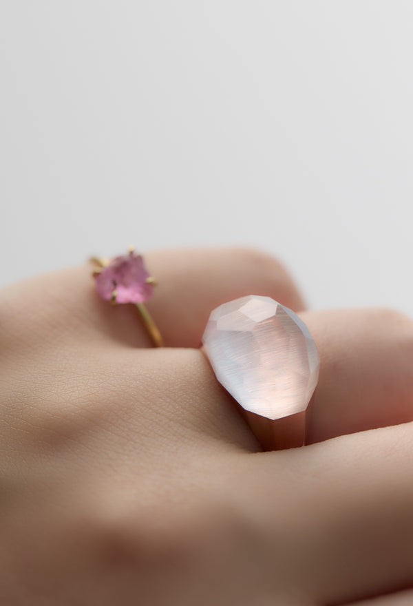 Rose Quartz Mini Rock Ring / Faceted Round / Pink