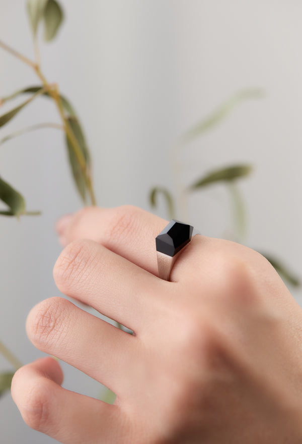 Onyx Mini Rock Ring / Crystal / Silver