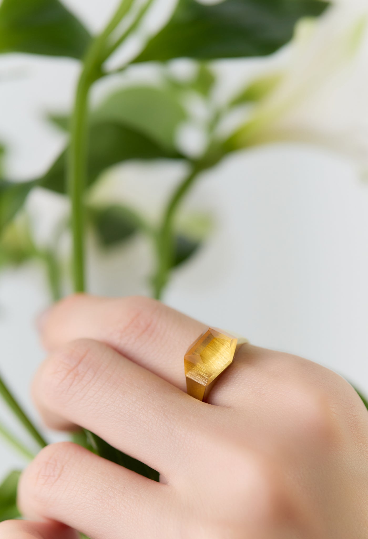 Citrine Mini Rock Ring / Crystal / Yellow – bororo