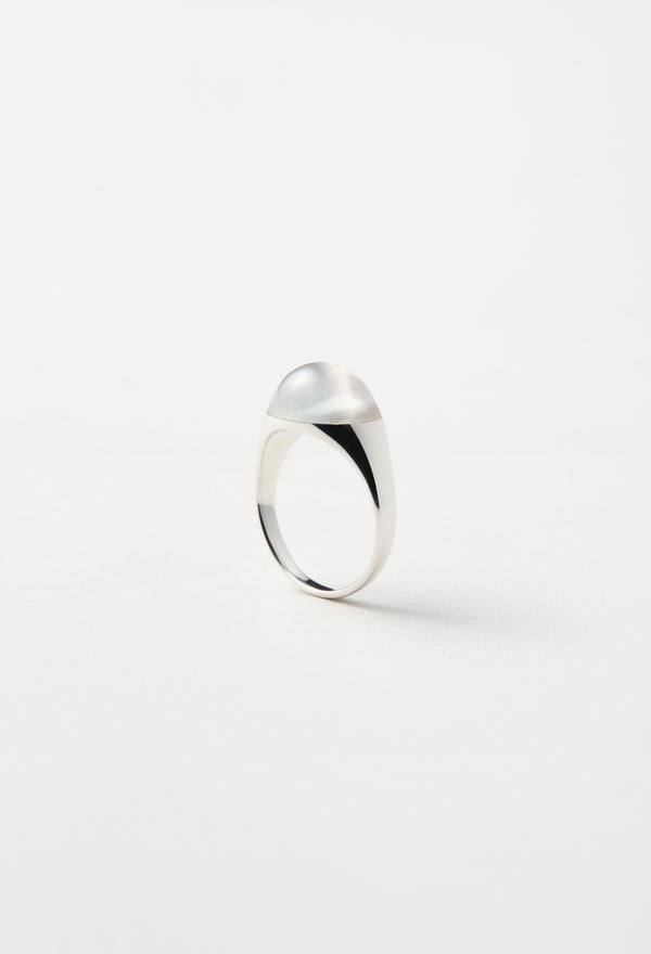 Milky Quartz Mini Rock Ring / Round / Silver