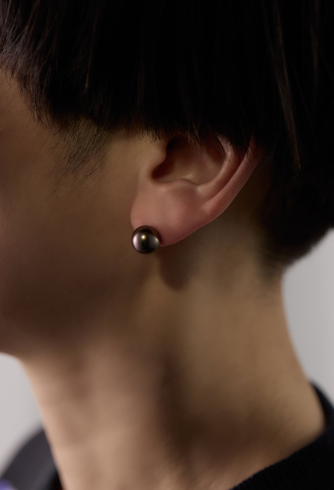Pinkish Black South Sea Pearl Pierce – bororo