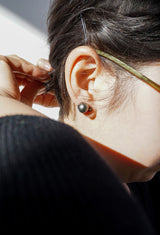Black South Sea Pearl Pierced Earring