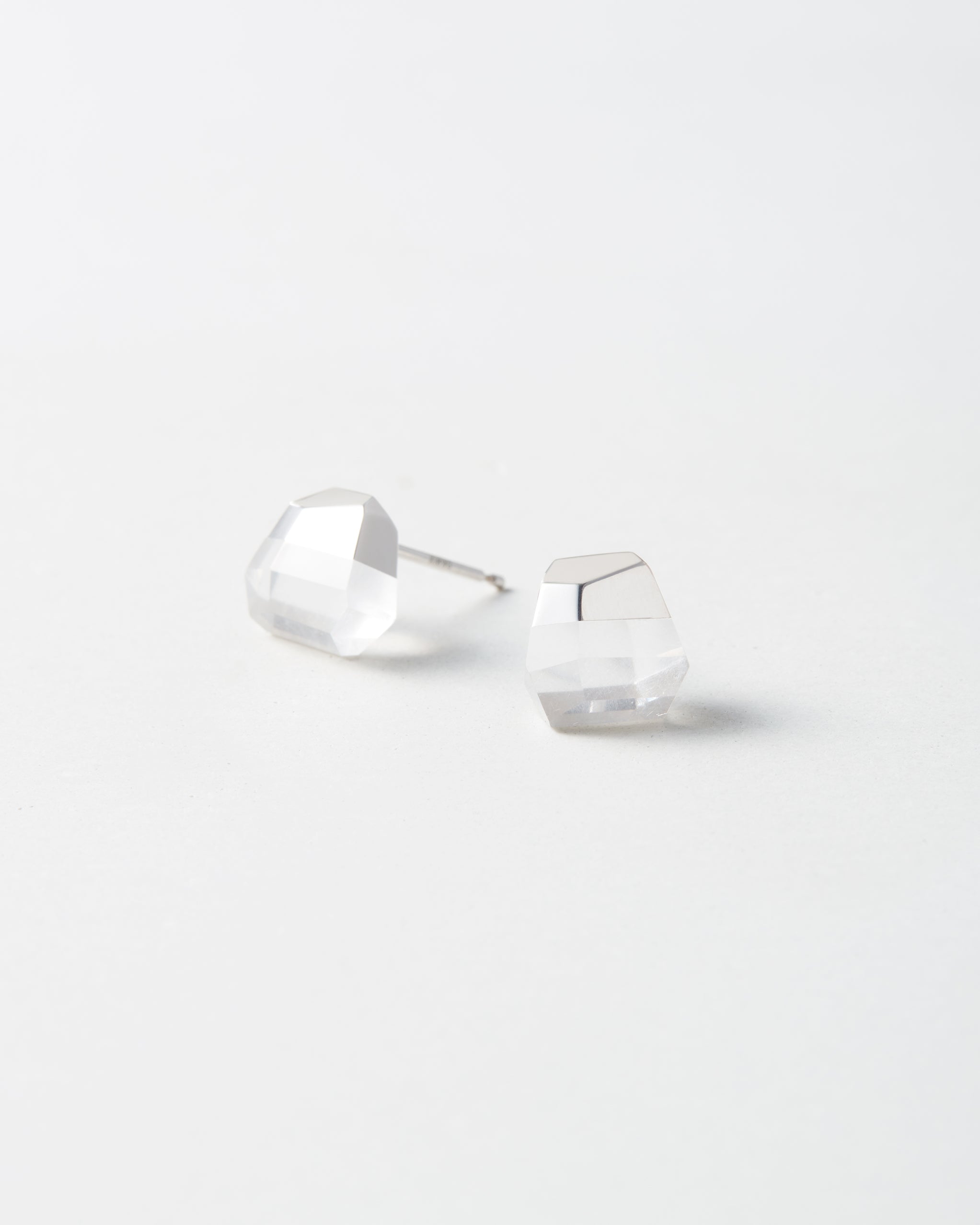 Milky Quartz Pierce