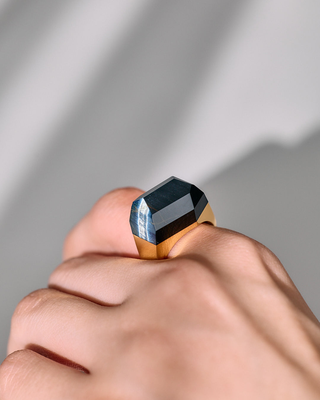 [One-of-a-kind] Hawk's Eye Rock Ring / Round / Yellow