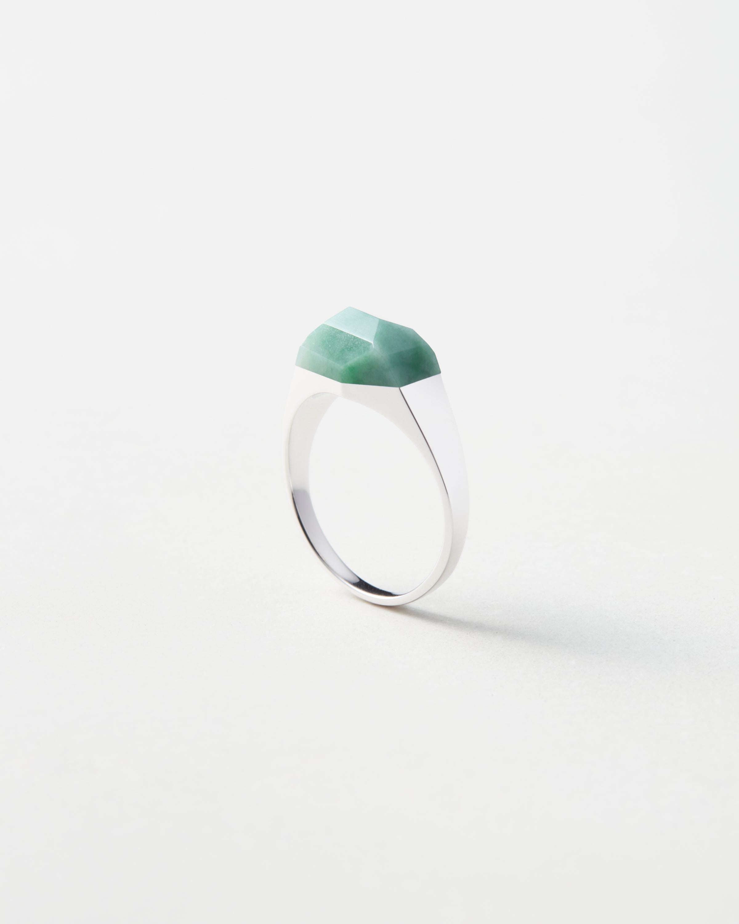 Green Jade Mini Rock Ring / Round / Yellow