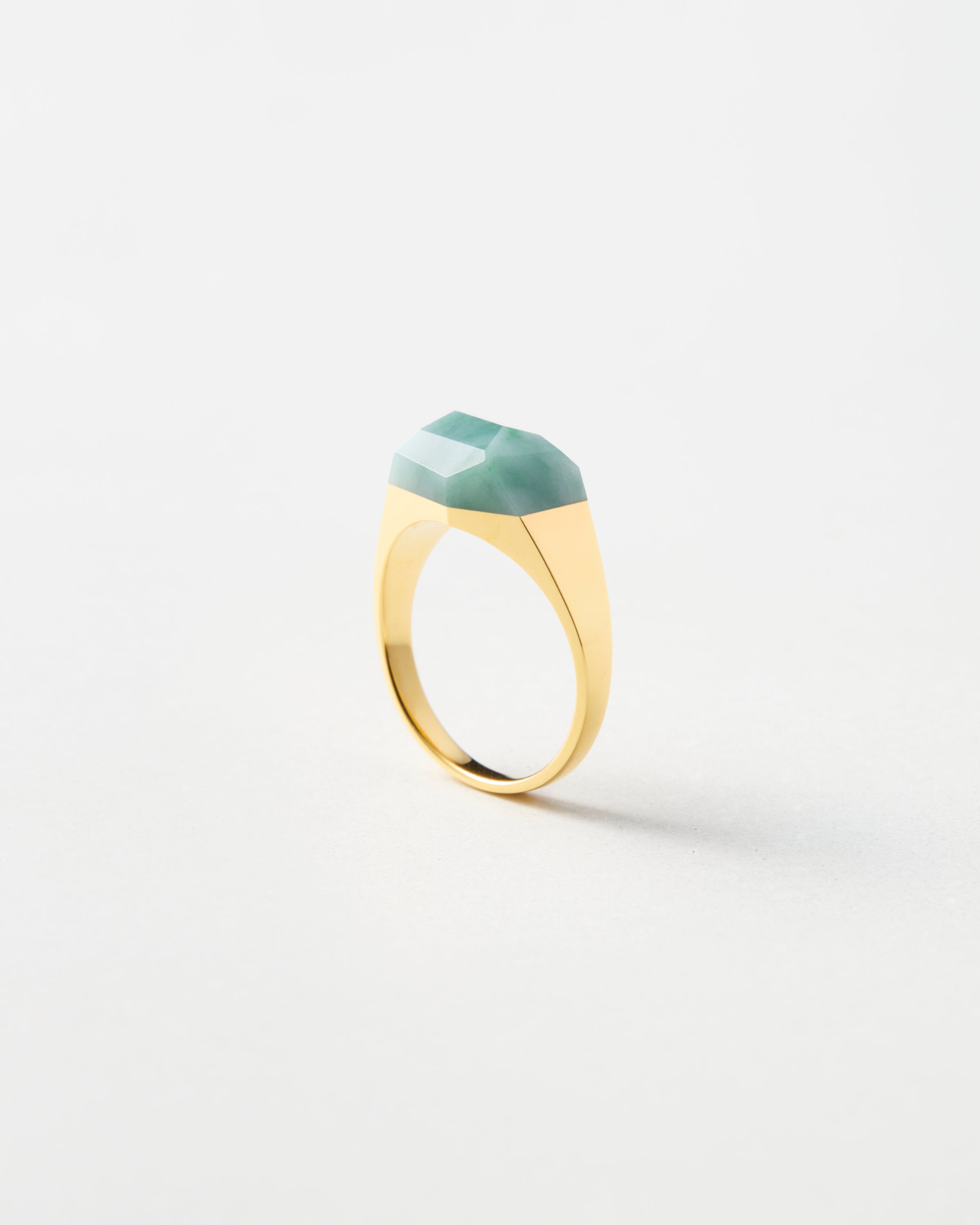 Green Jade Mini Rock Ring / Round / Yellow