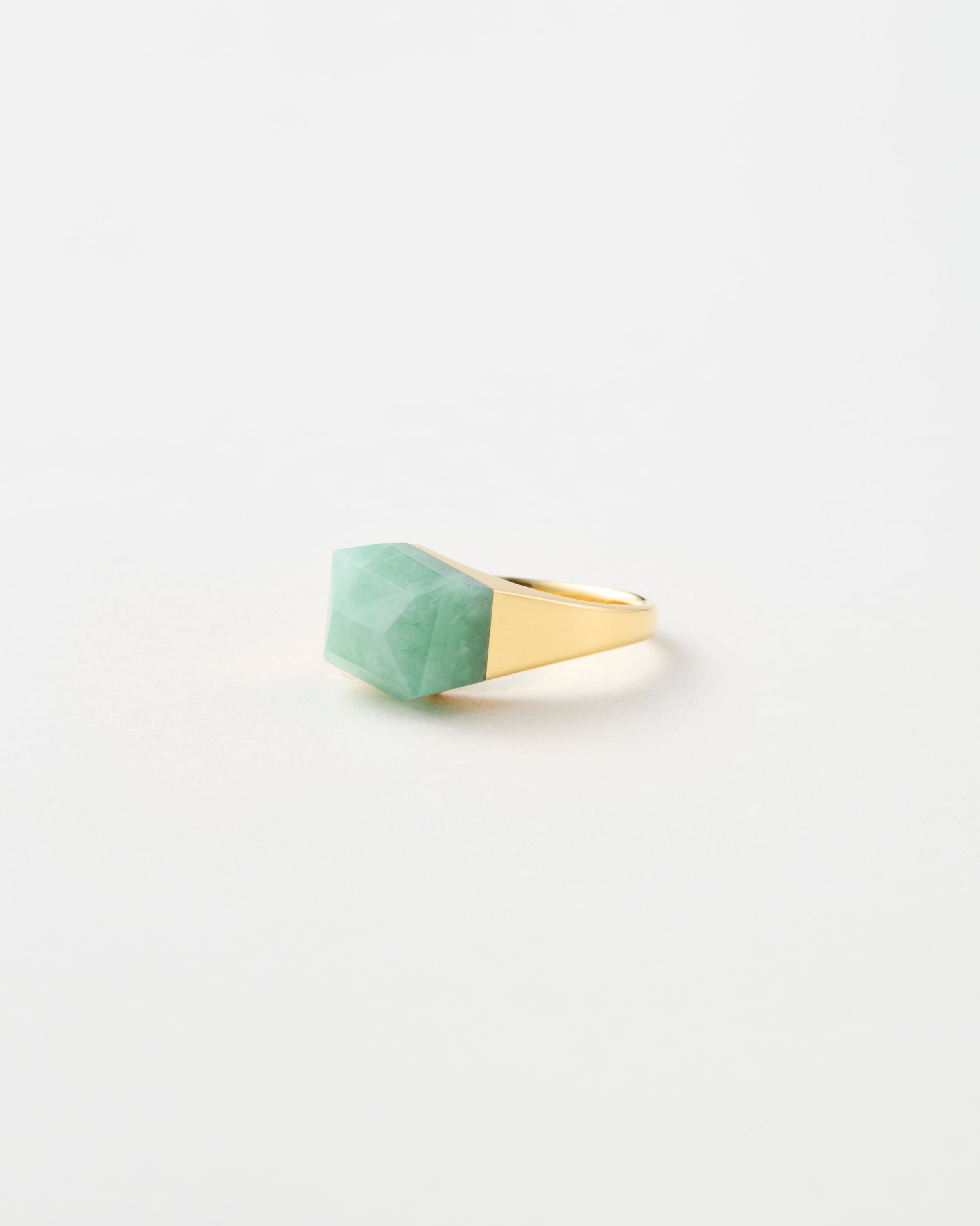 Green Jade Mini Rock Ring / Round / Yellow