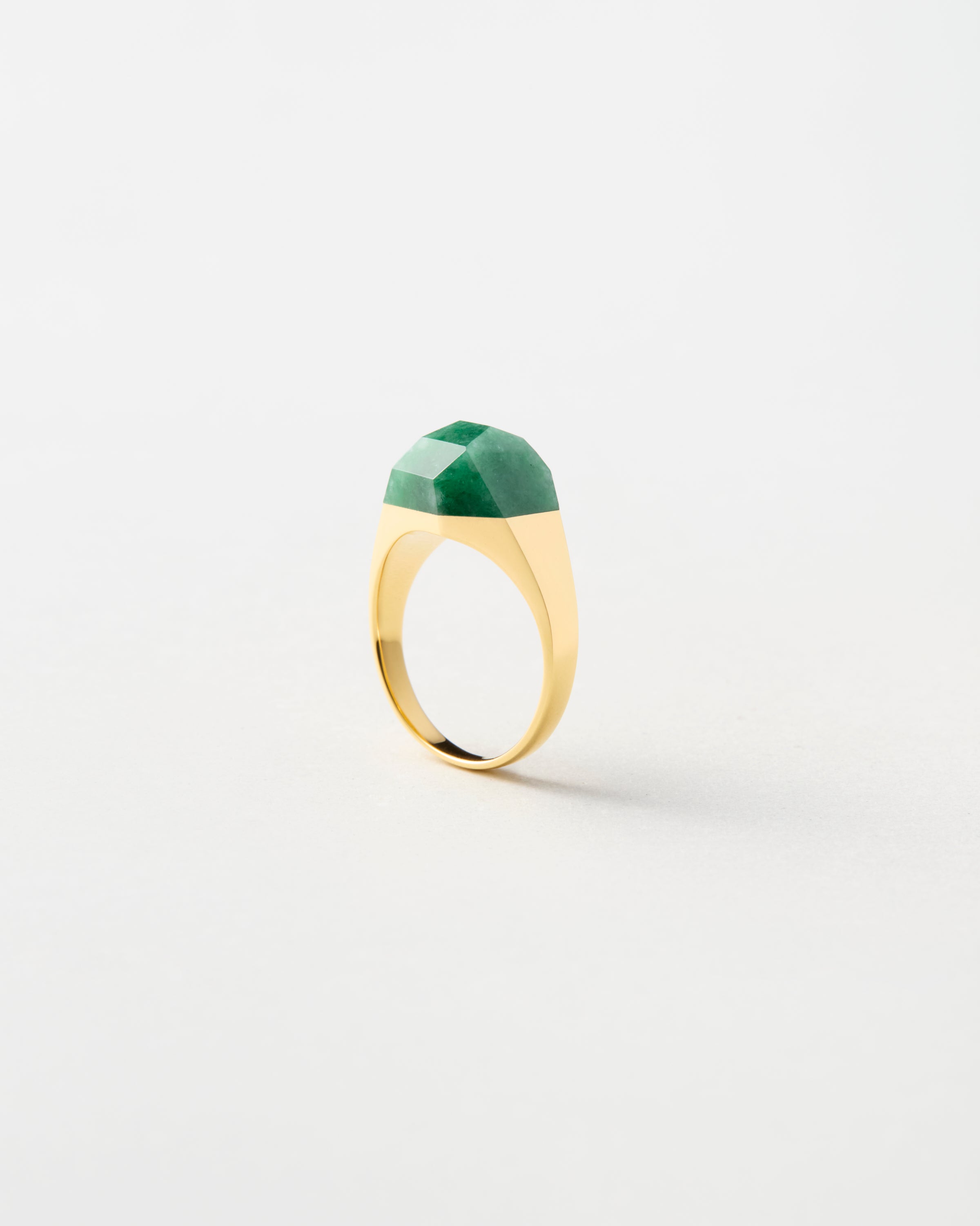 Green Jade Mini Rock Ring / Round / Yellow