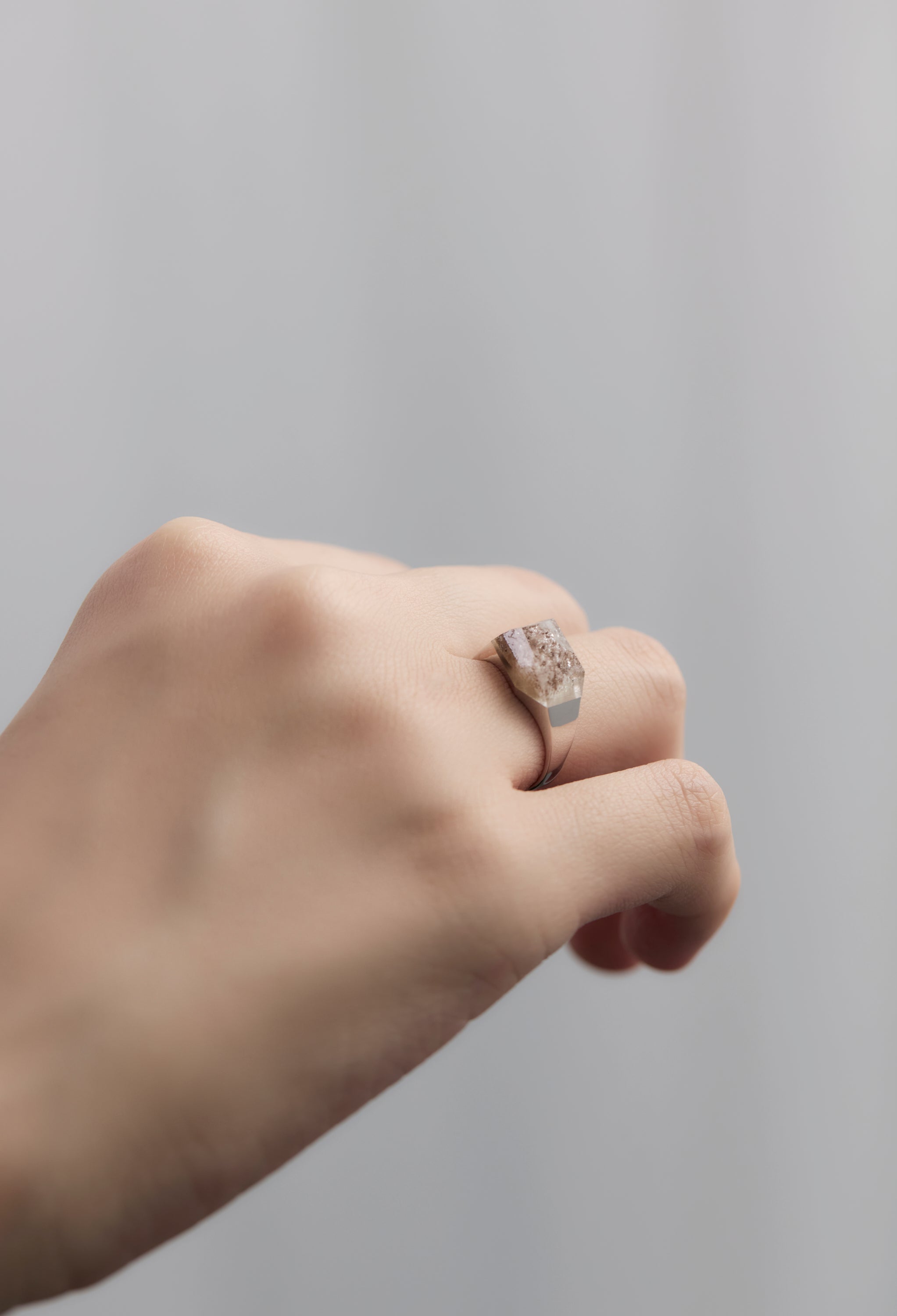 [One-of-a-kind] Garden Quartz Mini Rock Ring / Round / Silver