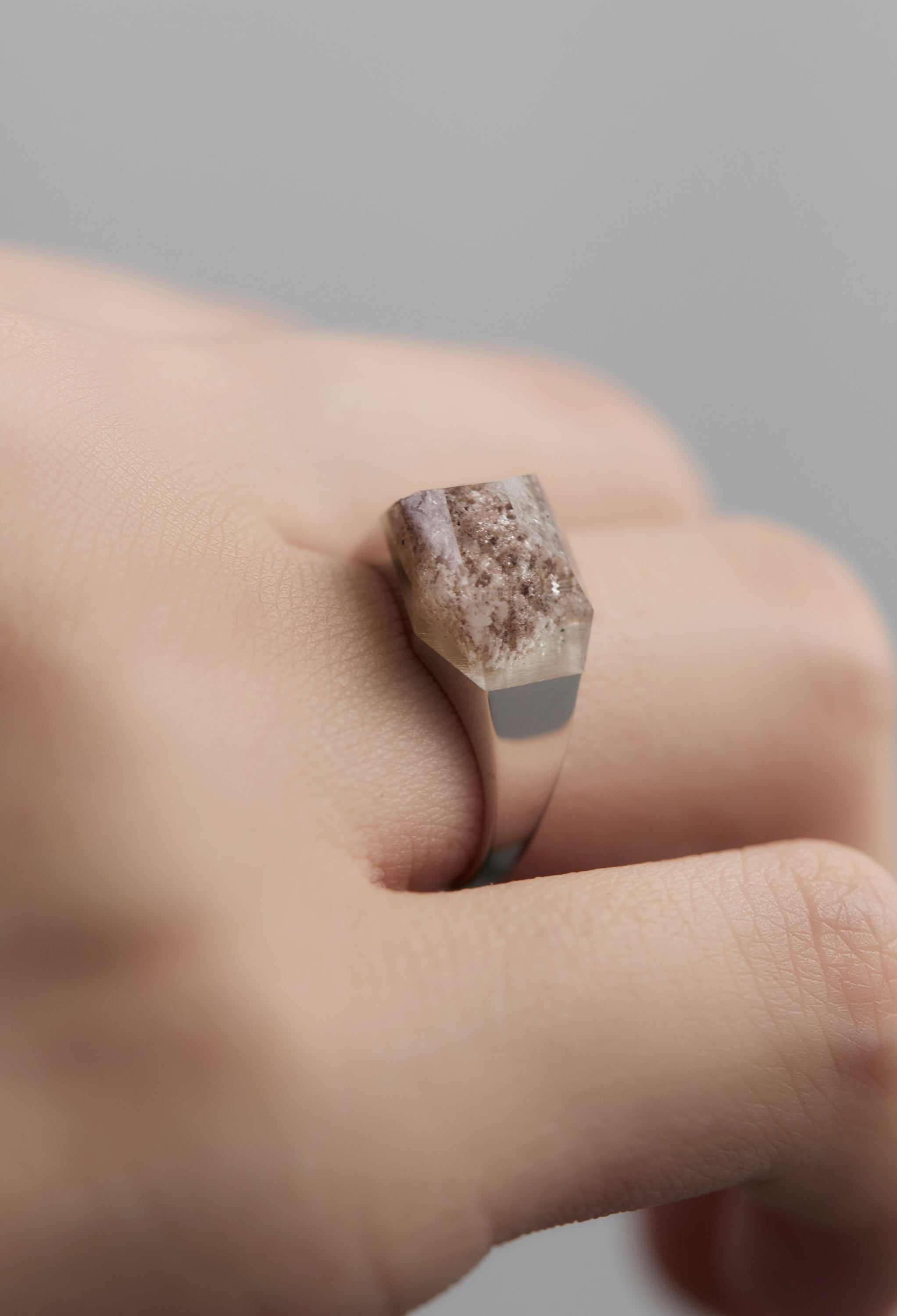 [One-of-a-kind] Garden Quartz Mini Rock Ring / Round / Silver