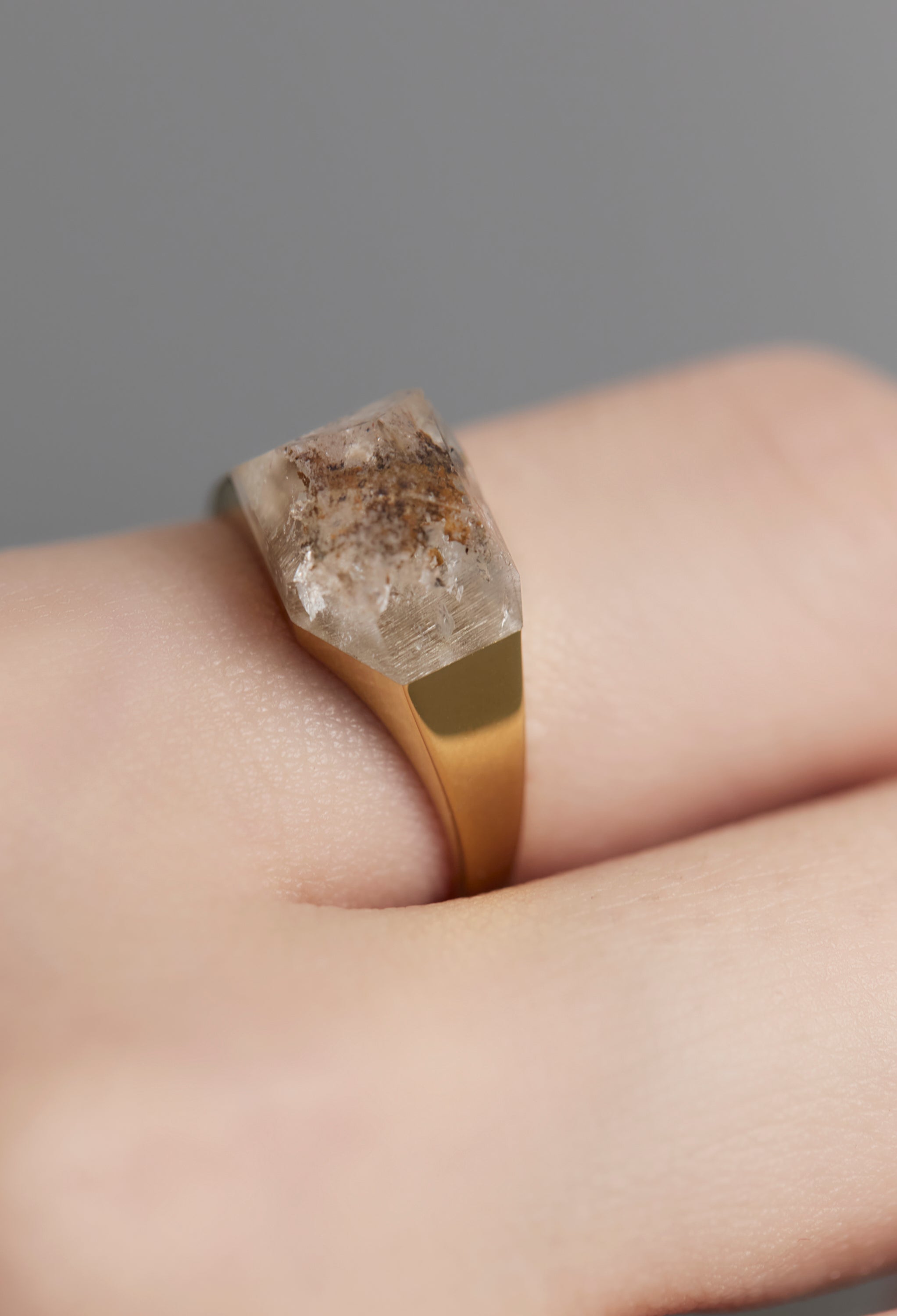 [One-of-a-kind] Garden Quartz Mini Rock Ring / Round / Silver