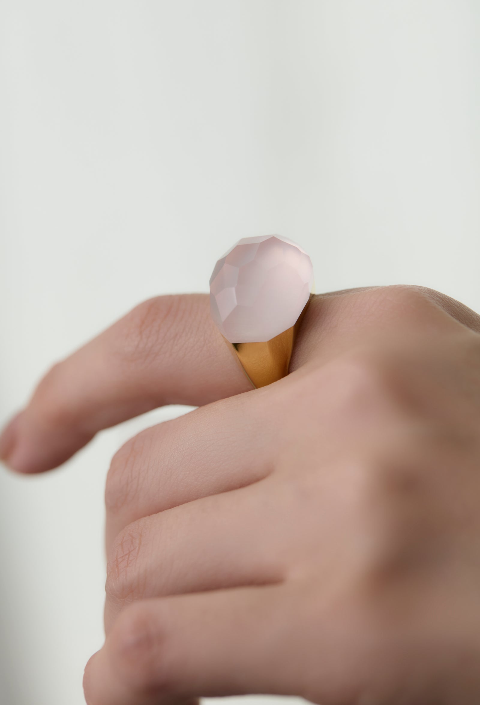 Rose Quartz Rock Ring / Faceted Round / Yellow – bororo