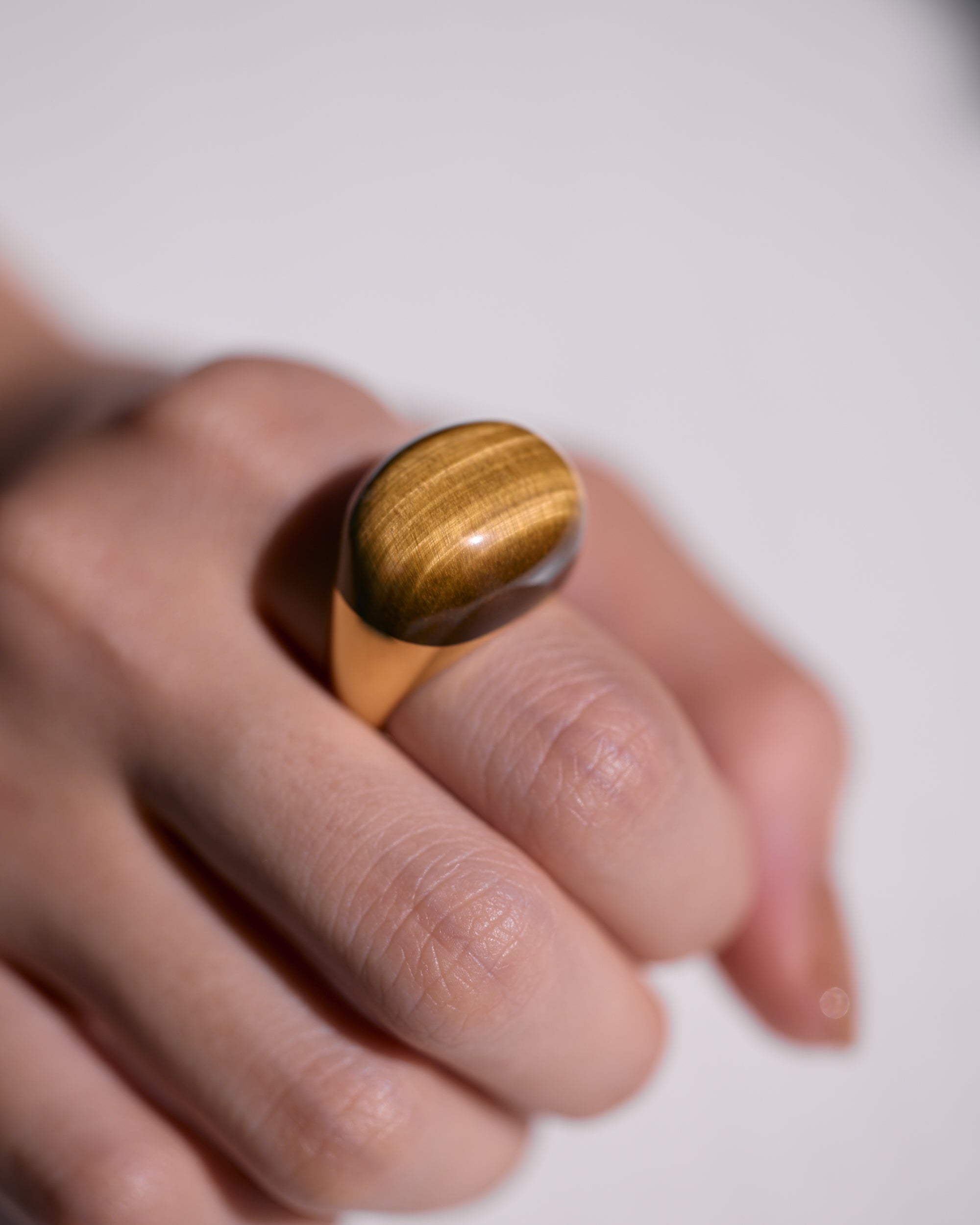 Tiger's Eye Rock Ring / Round / Yellow
