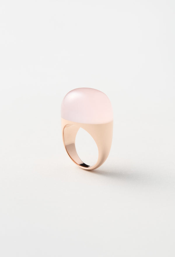 Rose Quartz Rock Ring / Round / Pink