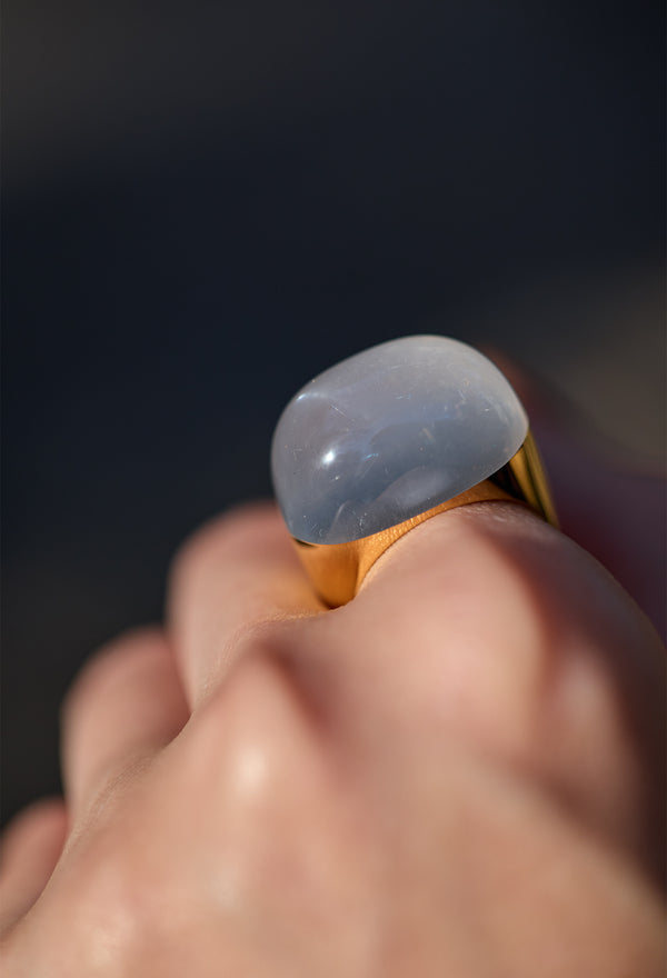 Milky Quartz Rock Ring / Round / Yellow