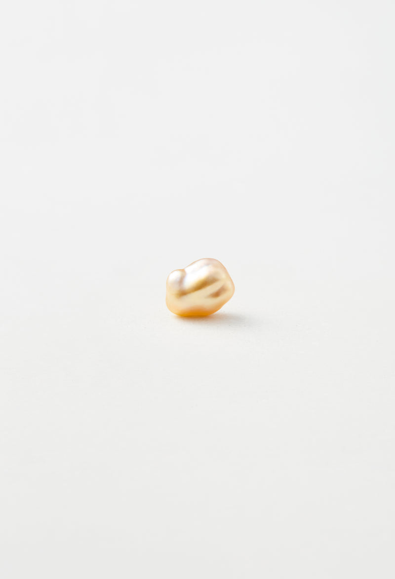 Golden South Sea Keshi Pearl Pierce