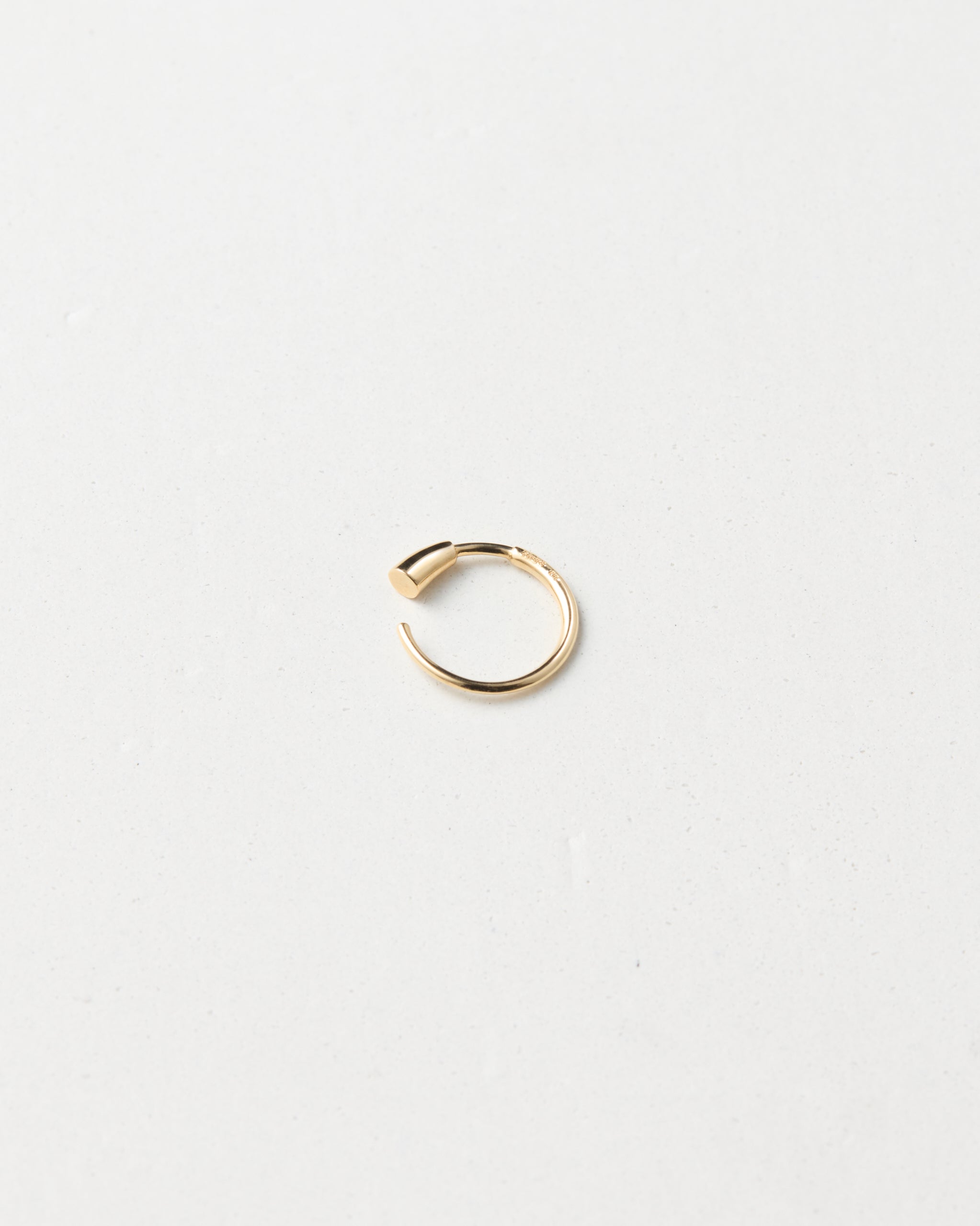 K18 ウェッジフープ ピアス S – bororo