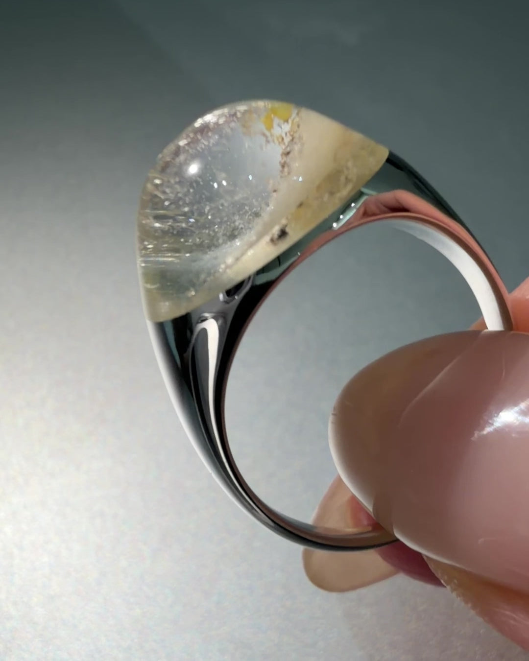 [One-of-a-kind] Garden Quartz Mini Rock Ring / Round / Silver