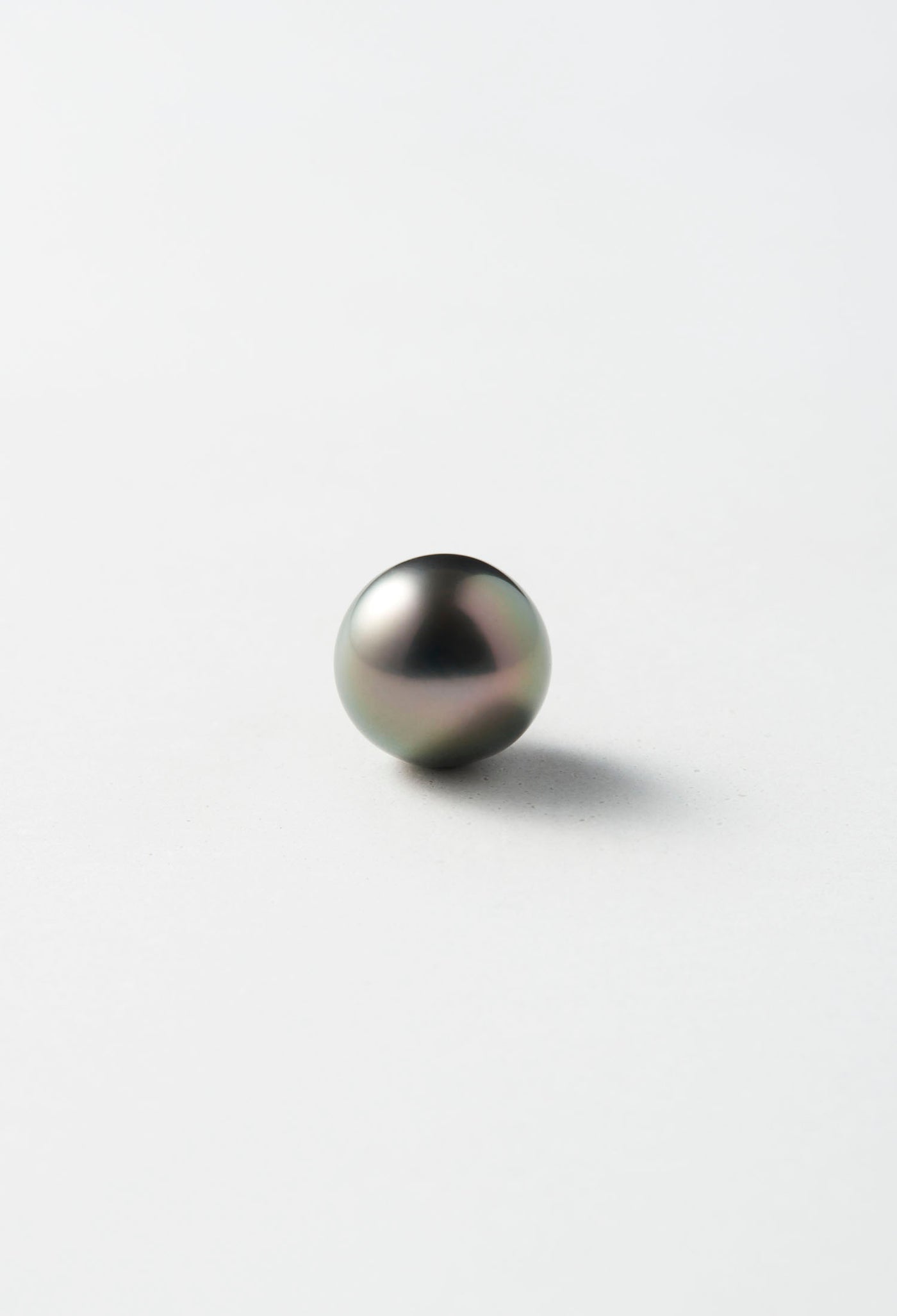 Pinkish Black South Sea Pearl Pierce – bororo Pinkish Black South Sea Pearl Pierce – bororo